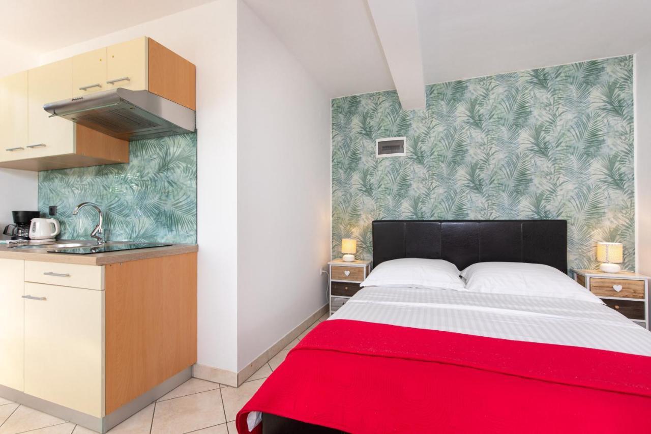 Kosic Studio Cosy & Perfect For Two Krk Town Exterior photo
