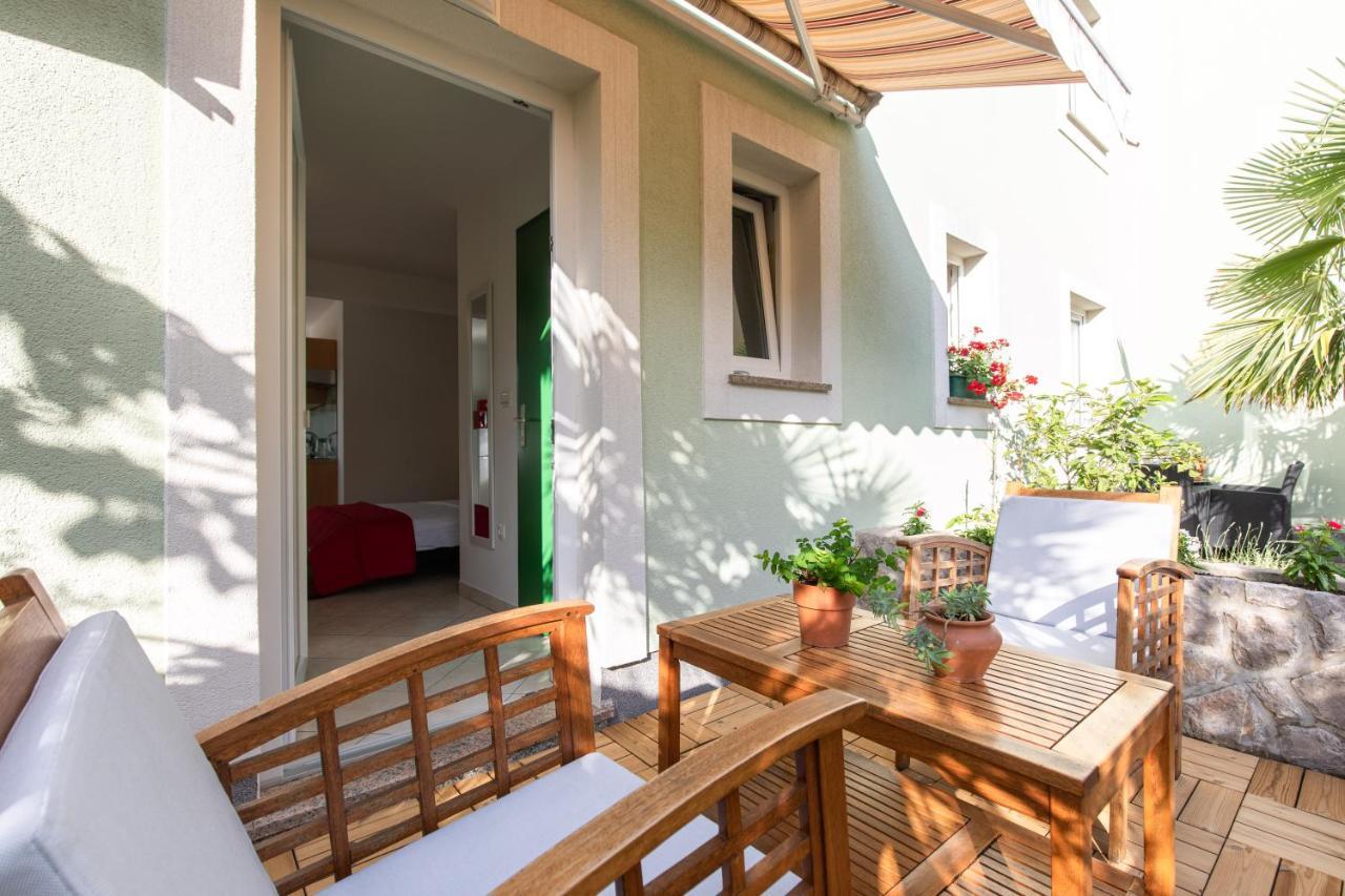 Kosic Studio Cosy & Perfect For Two Krk Town Exterior photo